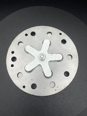 Pièces des véhicules à moteur adaptées aux besoins du client emboutissant des parties avec des dessins et des échantillons d'acier inoxydable