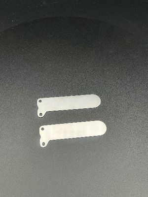 Métal chinois adapté aux besoins du client d'acier inoxydable d'usine emboutissant le plat de valve