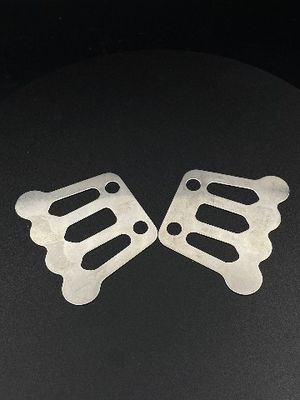 Plat adapté aux besoins du client de valve en métal d'acier inoxydable avec les images et le plat de valve témoins
