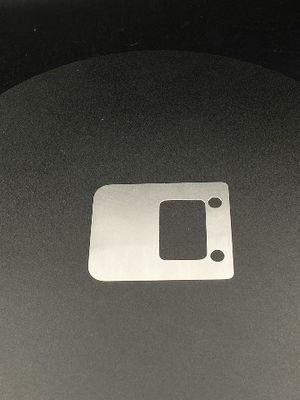 l'estampillage de l'OEM d'usine de pièces vient pour adapter aux besoins du client avec les pièces des véhicules à moteur adaptées aux besoins du client par images emboutissant des pièces