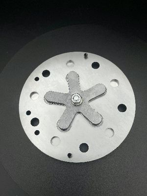 Pièces de estampillage des véhicules à moteur de polissage emboutissant les pièces d'auto ISO9001