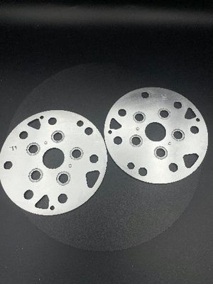 Toutes les tailles et caractéristiques sont les pièces des véhicules à moteur adaptées aux besoins du client acceptables emboutissant des pièces