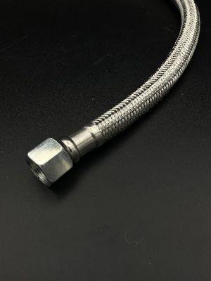 Le robinet de salle de bain à débit de 2,2 GPM partie une poignée à un trou
