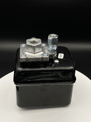 En étirant le matériel emboutissant des pièces la petite taille de pièces de tôle